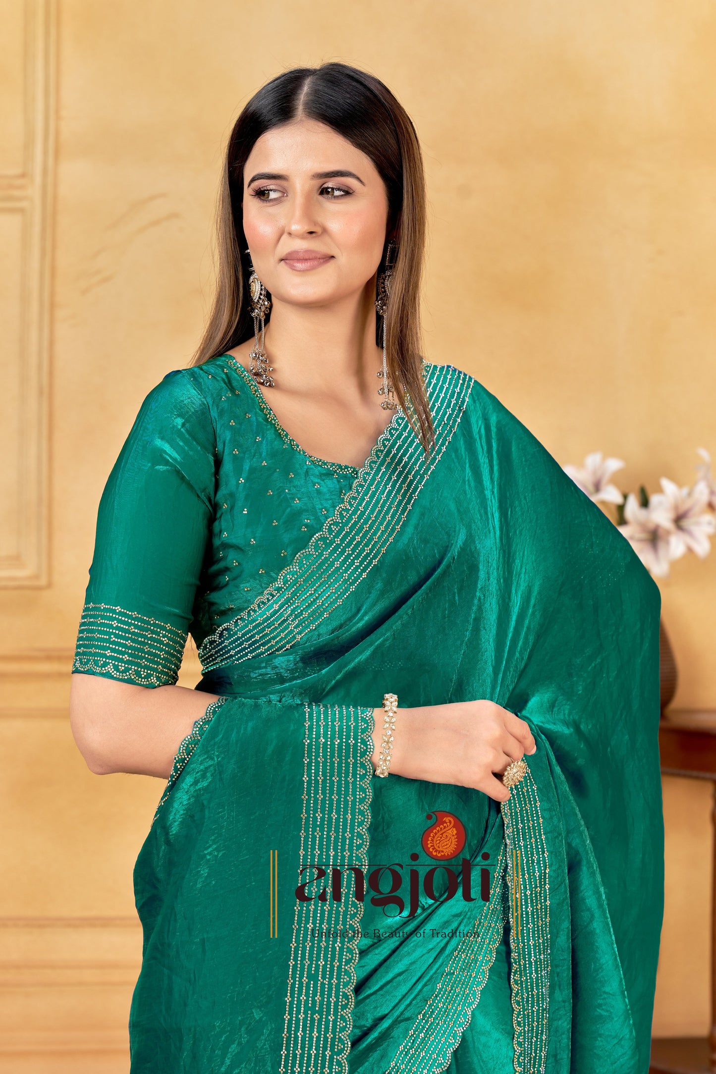 Emerald Green Premium Saree  & Blouse(Unstitched)