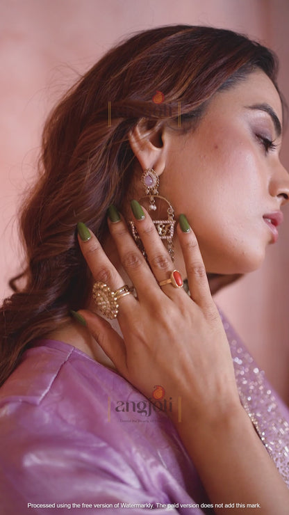 Shimmer Saree with Embellished Border & Designer Blouse(Unstitched)