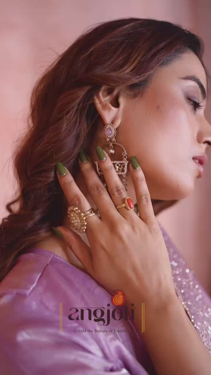 Shimmer Saree with Embellished Border & Designer Blouse(Unstitched)